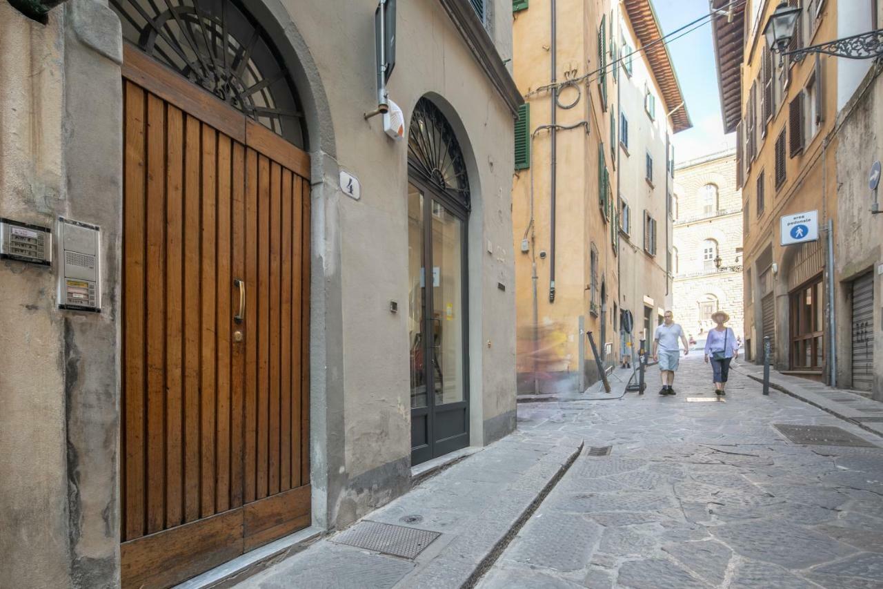 Romantic Pitti By Mmega Firenze Eksteriør billede